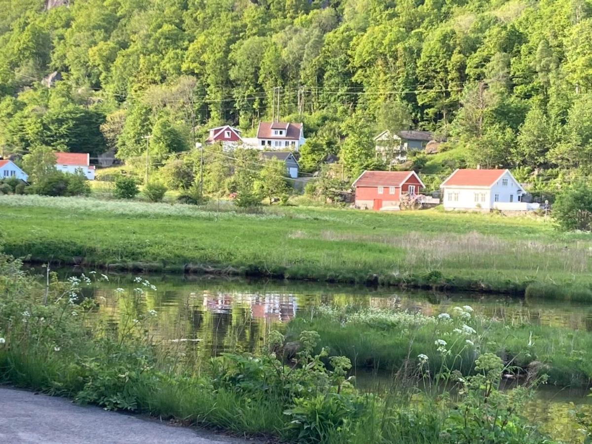 Anneks I Naturskjonne Gitlevag Lyngdal Bagian luar foto